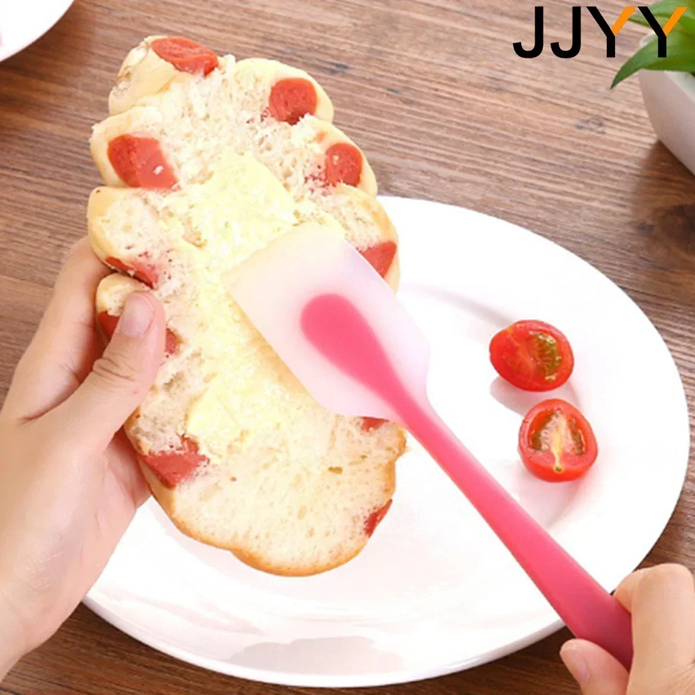 Spatule de cuisine en silicone - Kitchen Baking Essentials avis et prix